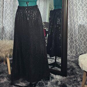 Sierra Black Sequin Maxi Skirt – Size L
